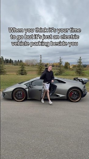 Electric Vehicles Be Like #Shorts
