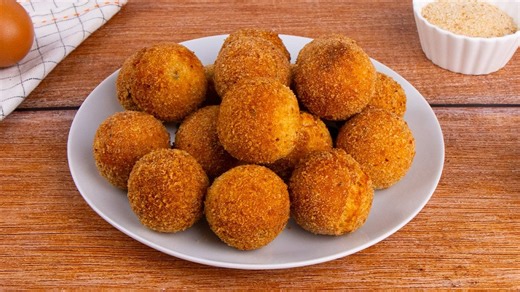 Crispy Fried Ricotta Balls: Golden, Cheesy Bites Perfect for Any Occasion