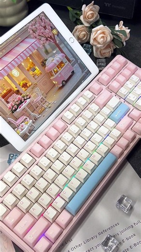 Isn’t she too pretty?🥰🥳 #furycubek99pro #mechanicalkeyboard #desksetup #newdrop #wfh