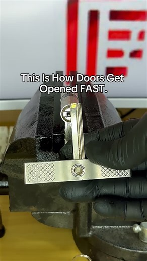 POLOCOM on Instagram: "Smooth, easy, and fast lock picking 😱 #polocom #lockpicks #lockpicking #lishi"