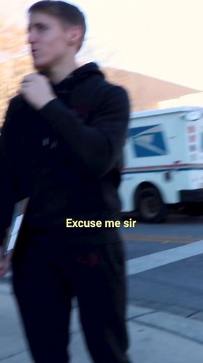 Getting a stranger to write a meaningful note, then handing it to another stranger. ❤️