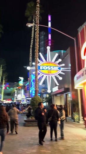 Universal Studios Store 🛍️✨ | Movie Merch Heaven #universalstudios #universalstudioshollywood #photo