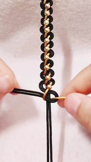 Braclets Handmade: Unique DIY Weaving Creations