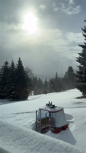 Schweizer Jugendherbergen | This view is so out of the ordinary. 📍Valbella-Lenzerheide Youth Hostel #swissyouthhostels #jugendherberge #switzerlandvacations... | Instagram