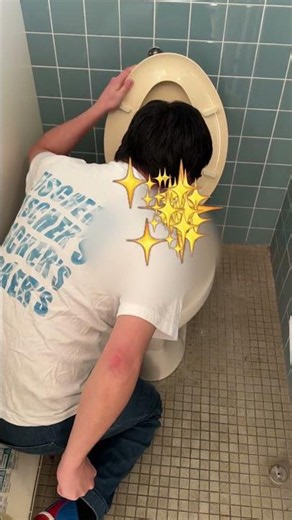 🤮🤮🤮