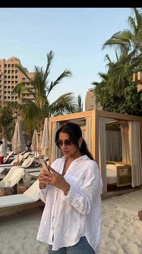 Half of her beauty is her brain🫶🏻