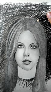 116K views · 4.7K reactions | Retrato en lapiz: Capturando la esencia de un rostro #artistaperuano #Esmit #dibujosalapiz #dibujos #Rostros #viral #retratos #Realistas #esmitart #dibujosesmit #arte #retrato #retratospersonalizados #retratos #retratorealista | Dibujos Esmit | Facebook