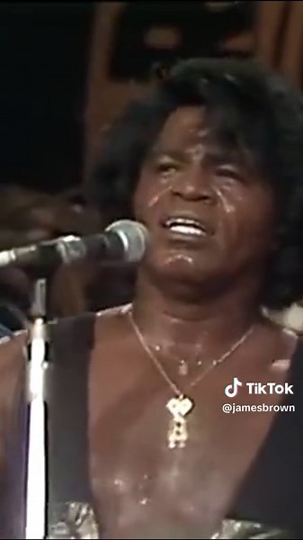 We gotta take it hiiiiigherrrrrr 🎶 Have a funky good time today yall #jamesbrown #godfatherofsoul #funk