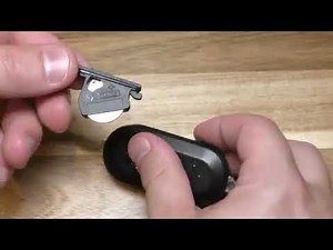 How to replace the key battery of a Fiat Panda