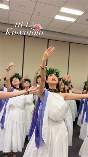 フラダンス Kawaiola [公式] on Instagram: "Aloha💜 踊って笑って Have a Aloha day🩷🩷 #フラ #フラダンス #kawaiola #筋肉女子 #hula #japan #フラダンス体験レッスン #フラダンス教室 #習い事 #ダンス #hoʻoponopono"