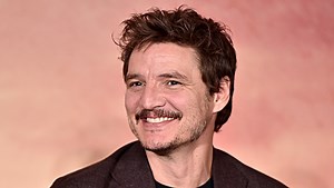 ‘The Mandalorian’ Star Pedro Pascal Will Replace Walton Goggins For The ‘Community’ Virtual Table Read