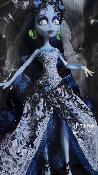 Monster High Skullector: Celebrating Corpse Bride