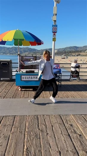 Shane Nagy | Moonwalk variations on the pier 😎 @shanenagy #moonwalk #moonwalker #santamonicapier #gta5 #gliding | Instagram