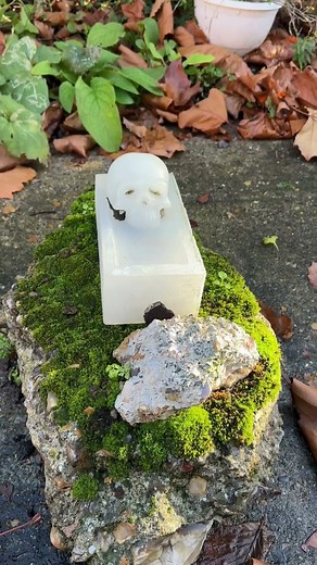 Crossbones Graveyard - Southwark, London #southwark #london #history