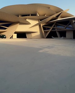 Do you spot anything familiar? 👀 Qatari riyal banknotes feature beautiful locations that reflect the country's history, environment, sports, economy and tourist attractions! On the QAR 200 banknote, you can find National Museum of Qatar - a popular attraction for locals and visitors. Inspired by the famous desert rose crystal, the heritage museum was designed by renowned French architect Jean Nouvel ✨ Can you spot any other famous location on the QAR 200 banknote? 🧐💬👇 📍 National Museum of Q