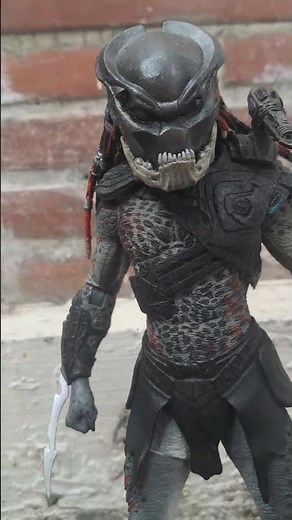 NECA Masked Berserker Predator #neca #necapredator #yautja #necatoys #berserker