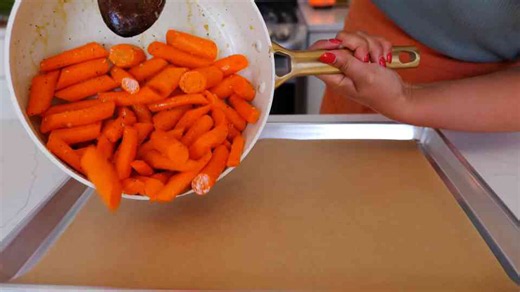 How to make perfect honey garlic butter roasted carrots
