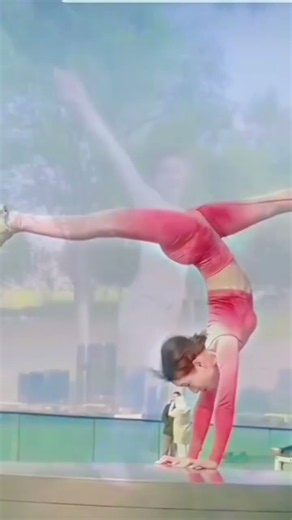 incredible body twist 🔥 performance