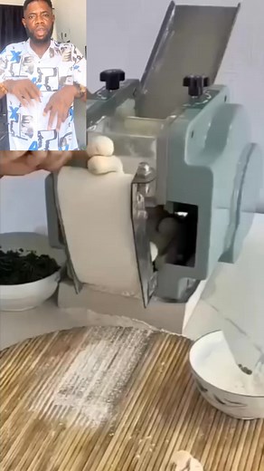 213K views · 709 reactions | Cake and meat pie making machine. #reelsfb #virals #trendingreels | Lord of entertainment | Facebook