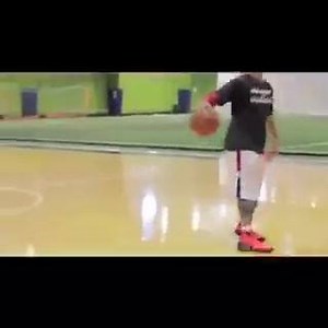 How to Head Fake Basketball Move! Learn it here: http://youtu.be/XvNnO8W-Mkw | I