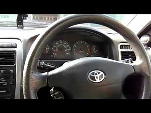 Demontaż zegarów Toyota Avensis T22
