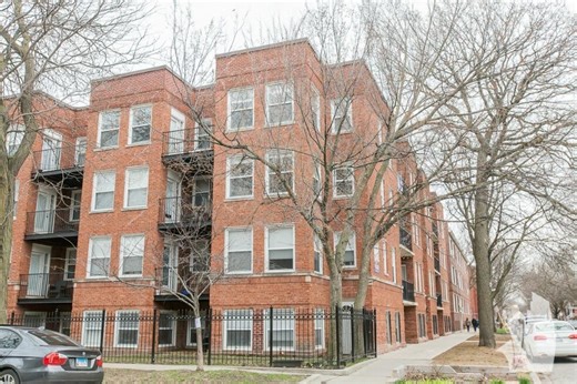 2520 W Leland Ave, Chicago, IL 60625 - For Rent
