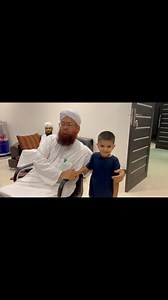 During Mufti Sab’s last visit to Malawi, we went to meet an Islamic brother and his young child was reading a Naat, see how mufti Sab is listening to the child with love and encouragement. This was our Mufti Hamidi, the Lion. #muftihamidi | Maulana Usman Madani