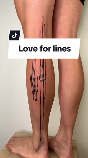 Who knew simple lines could tell such a powerful story? ✍️✨ #tattooartist #lineworktattoo #tattoostyle #uniquetattoos #tattooist #linearttattoo #lineworktattoos #moderntattoo #uniquetattoo #avantgardetattoo #abstracttattoo #jiotattoo #barcelonatattooartist #tattooinspiration #cooltattoos #tattooart #blackworktattoo #linetattoo