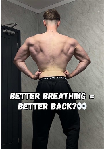 Better breathing = better back?👀 Proper breathing can make a big difference to the way an exercise feels & performs As a general rule of thumb: Eccentric = inhale through your nose Concentric = exhale through your mouth There’s a big difference between gulping in a load of air through your mouth, expanding your stomach & bracing like a powerlifter (which most lads do) This is not what we want. We want to inhale through the nose & drive air to expand the ribcage 360 degrees🫁 When we inhale, we 