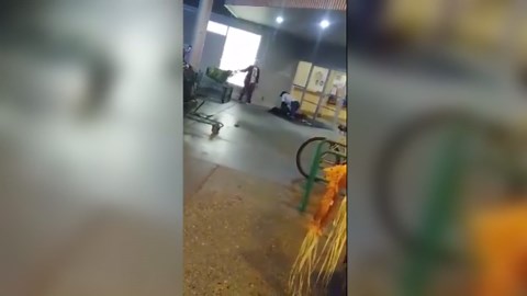 Takedown by mall security guard in Quesnel captured on camera