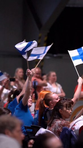 Just had to share one more final video from the Dog Dancing World Championship finals! The best dancers in the world – absolutely incredible skill and expression. And of course, Team Finland was there too! The atmosphere was simply unforgettable. Please share this with the world and tag your friends! 💙🐾 #DogDancing #HeelworkToMusic #FreestyleDogDance #DogSport #AgilityCommunity #TeamFinland #WorldChampionships #DogLovers #DogTraining #CanineAthlete #ProudMoment #Unforgettable #ShareTheJoy #Spr