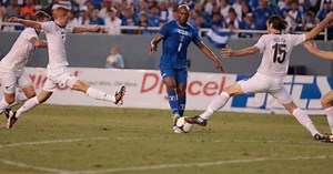 Honduras sufre contra Nueva Zelanda