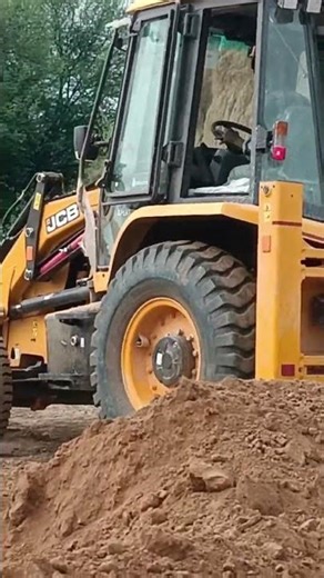 Watch How We Transformed a Tractor with Heavy Loads!