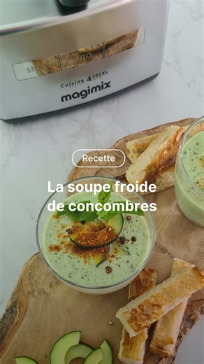 🥒 Notre soupe de concombre faite en 15 minutes au Robot Multifonction est idéale : - Quand il fait chauuuud - Quand vous recevez des invités et que vous cherchez une idée d’entrée Alors, vous en pensez quoi ? 🥒 Ingrédients : 2 concombres 1 oignon nouveau 1 gousse d’ail 500 g de yaourt nature 45 ml de jus de citron jaune 3 brins de menthe 1 pincée de sel 1 pincée de poivre 1 pincée de piment d’Espelette #magimix #cookexpert #robotmultifonction #soupefroide | Magimix