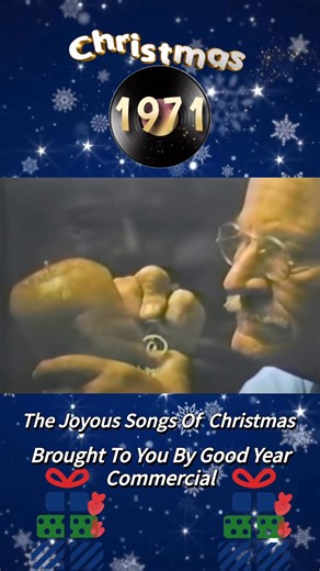 Christmas 1971 ❤️🎄 As you all well know, I love my Christmas albums. ❤️🎄🎼 I have several of the old series of albums. They are some of my favorites! ❤️🎄🎼Good Memories! ❤️🎄🎼 | Old Fashioned Christmas