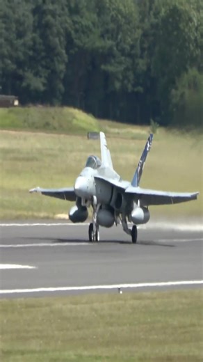 McDonnell Douglas F18 C Hornet Finnish Air Force departure | Aero Admirers