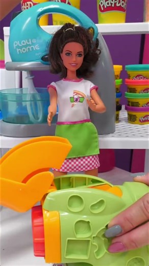 Barbie's cake turned out so beautiful! #barbie #girlgames