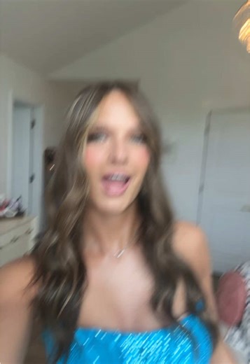 Prom Night Celebration: Mix, Dance, and Enjoy