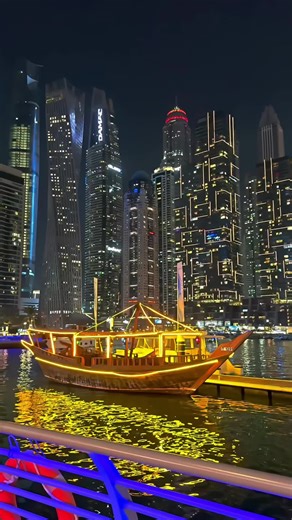Explore Dubai: A 4K Travel Experience