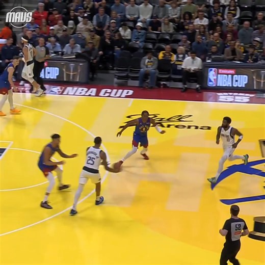 The catch & finish 😮‍💨 | Dallas Mavericks