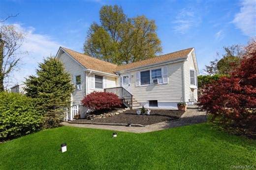 11 Daisy Dr, Mahopac, NY 10541 - MLS 988445 - Coldwell Banker