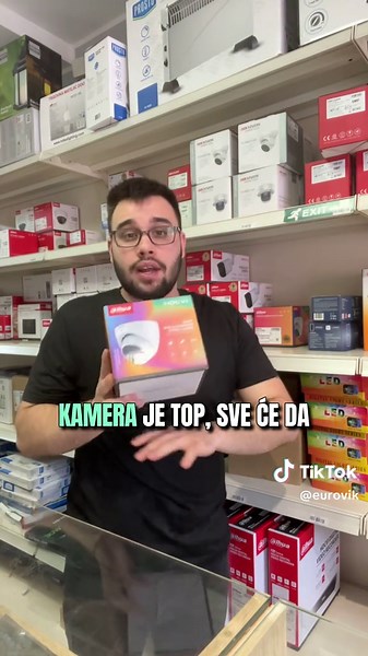 Ne ide svaka kamera na svaki DVR. Ako si uzeo 5MP kameru, a snimak izgleda kao 2MP – možda si pogrešio uređaj. Pogledaj video do kraja pre nego što baciš pare. 👇 Piši ako ti treba pomoć pre kupovine. #dvr #videonadzor #sigurnost #dahua #xvr #eurovik #kamere #tehnologija #kamerezasve #fyp #serbia
