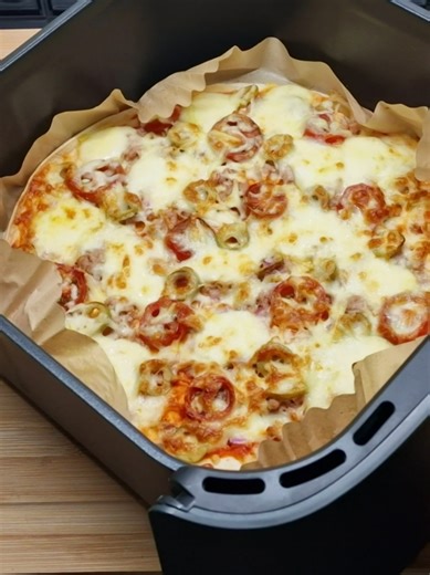 Easy & Delicious Air Fryer Pizza Recipe