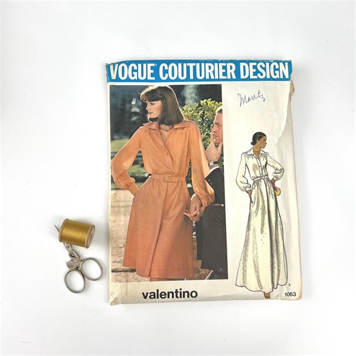 1970s Uncut Vogue Couturier Design Pattern 1063 Valentino Dress Size 18 - Etsy