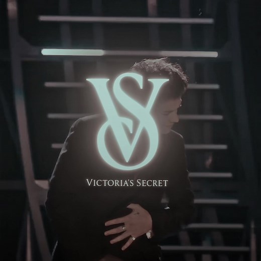 Top Victoria’s Secret Models Featuring Taylor Swift