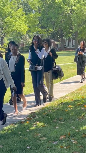 It was a busy week at Bennett College. We always have wonderful groups of students come tour the campus and learn about our College. This week, the Shawn Carter Foundation @shawncartersf brought a group of amazing young women to campus. Our student leaders and admissions team showed them around campus and introduced them to the Belleverse. The group, that included junior and senior high school students and their chaperones, got right into the swing of the Bennett College vibe...AND seniors recei