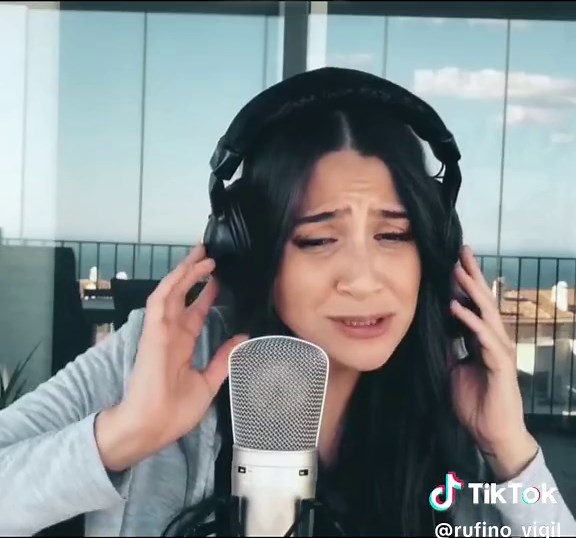 Resistiré 2020: La Canción que Nos Une en la Pandemia