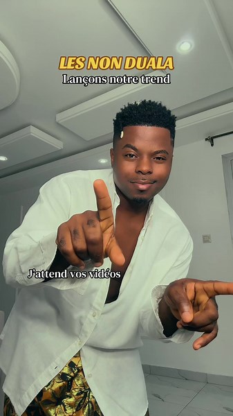J’attends vos vidéos 😂. @Mr Marc dovil🇨🇲🇺🇸 @Mister Koum ⚜️ @Ayi Ventilateur #duala #sawa #makossa #cameroun #danse