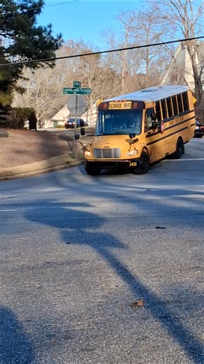 2019 Thomas C2 Handicap ♿️ Bus 3432(Remastered)