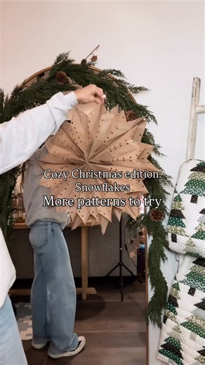 Brittani Zmolik | LTK & Amazon finds! | ❄️The easiest Christmas DIY! Paper snowflake tutorial! You just need lunch bags, hot glue and scissors. Glue at least 9 bags together using... | Instagram